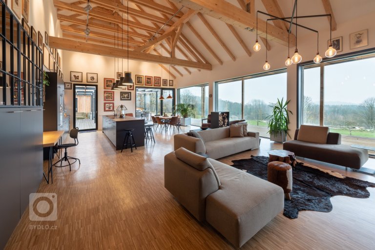 add picture to album