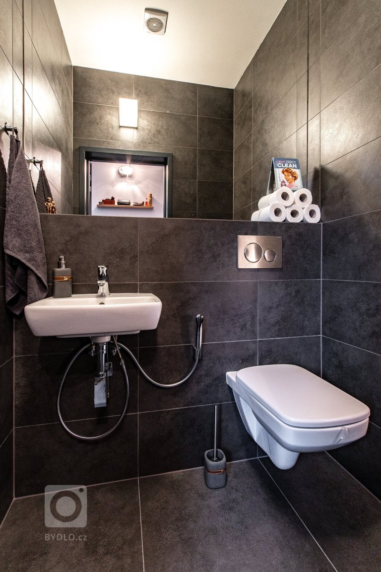 add picture to album