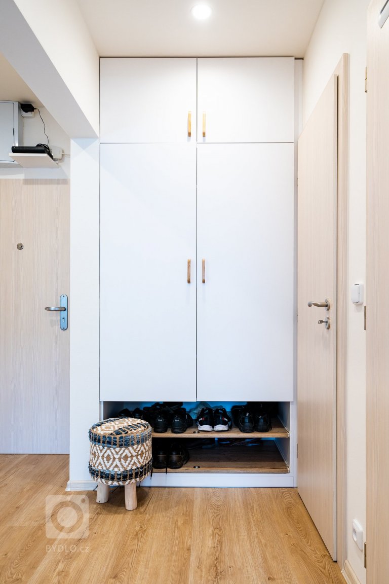 add picture to album