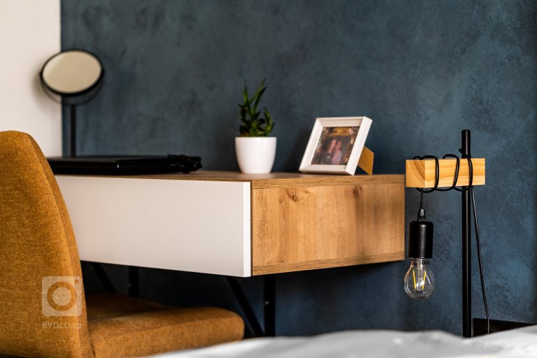 add picture to album