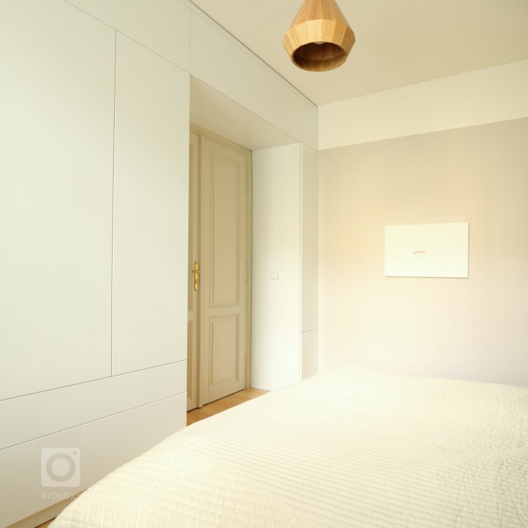 add picture to album