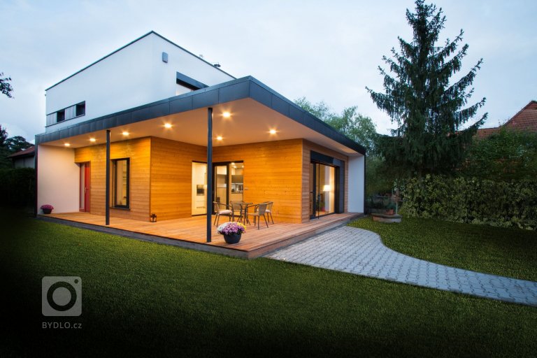 add picture to album