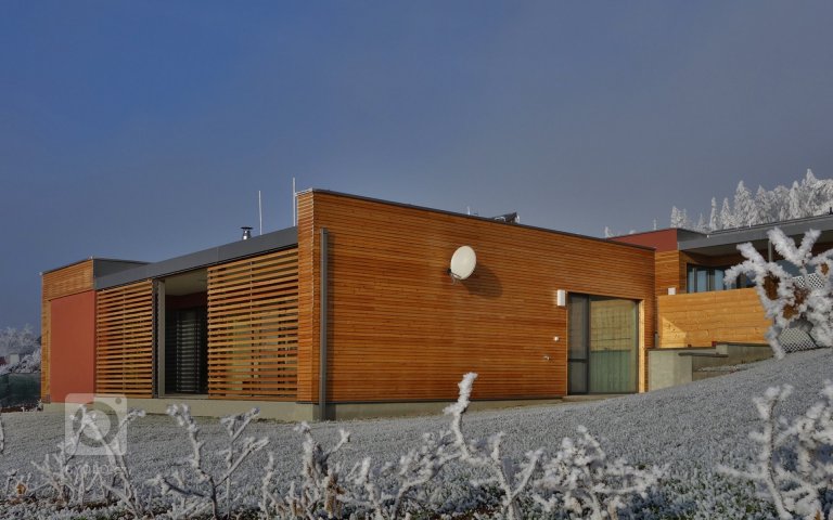 add picture to album