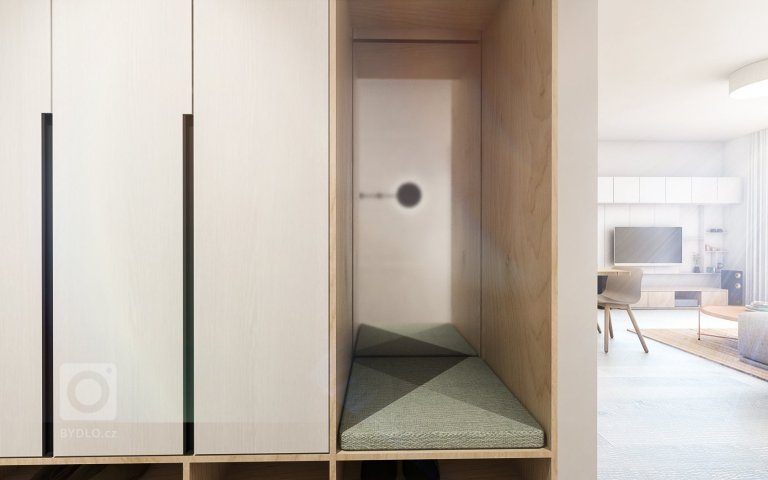 add picture to album