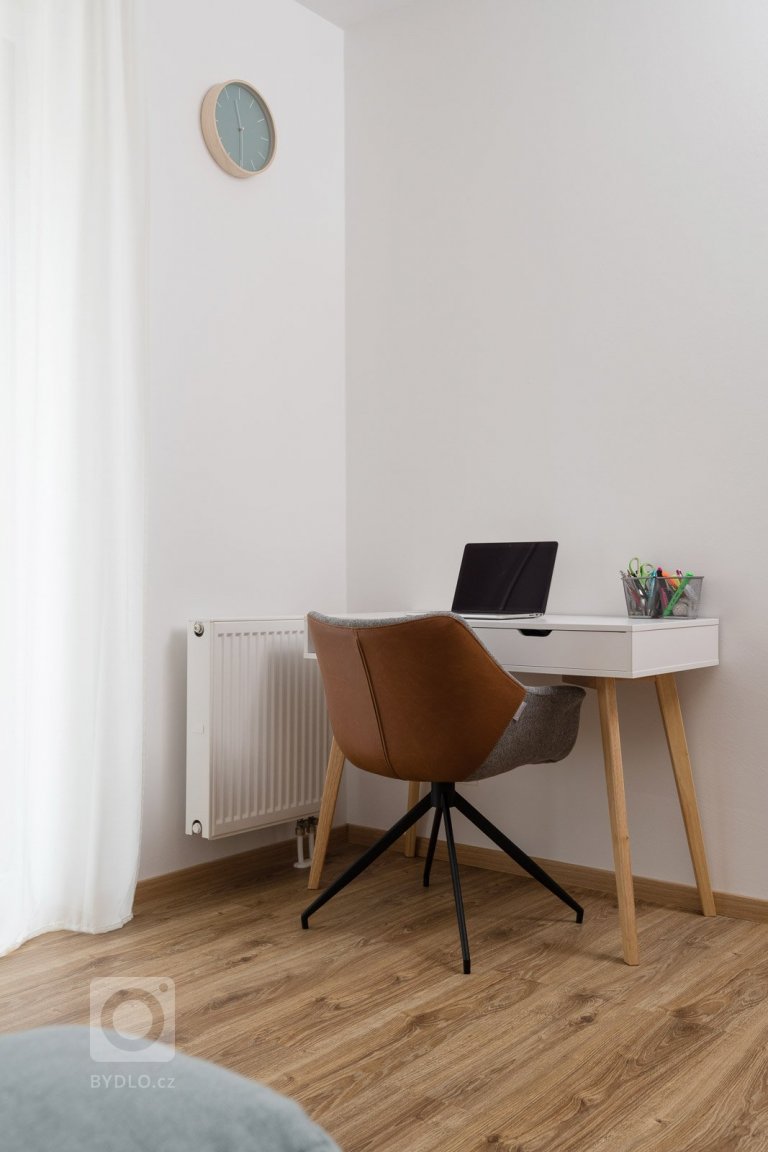 add picture to album