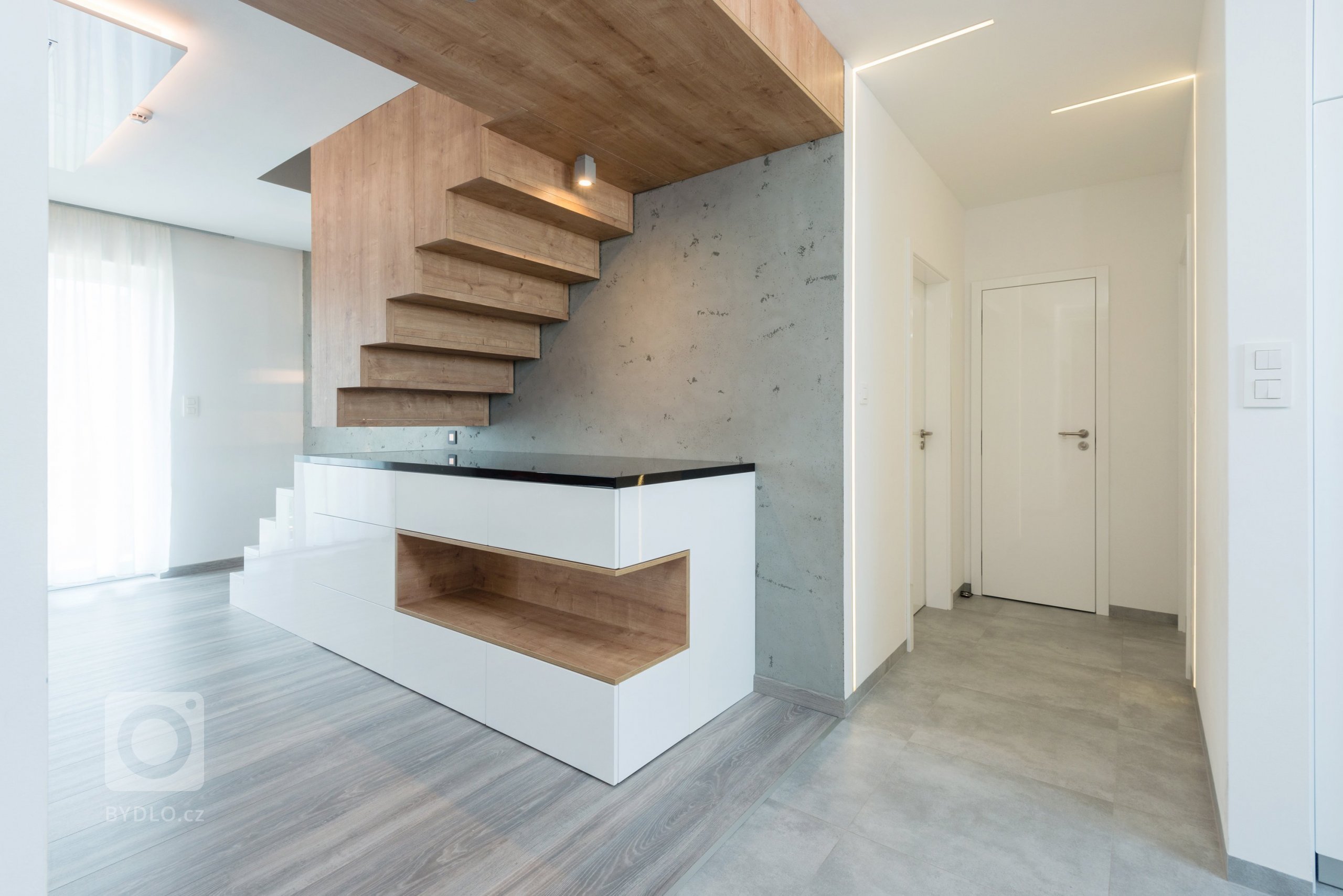 Mestská časť Bratislava &ndash; Rača je súčasťou tretieho Bratislavského obvodu. Je známa predovšetkým svojimi bohatými vinohradníckymi tradíciami.…