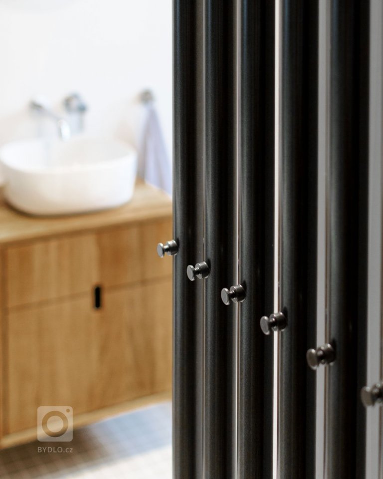 add picture to album