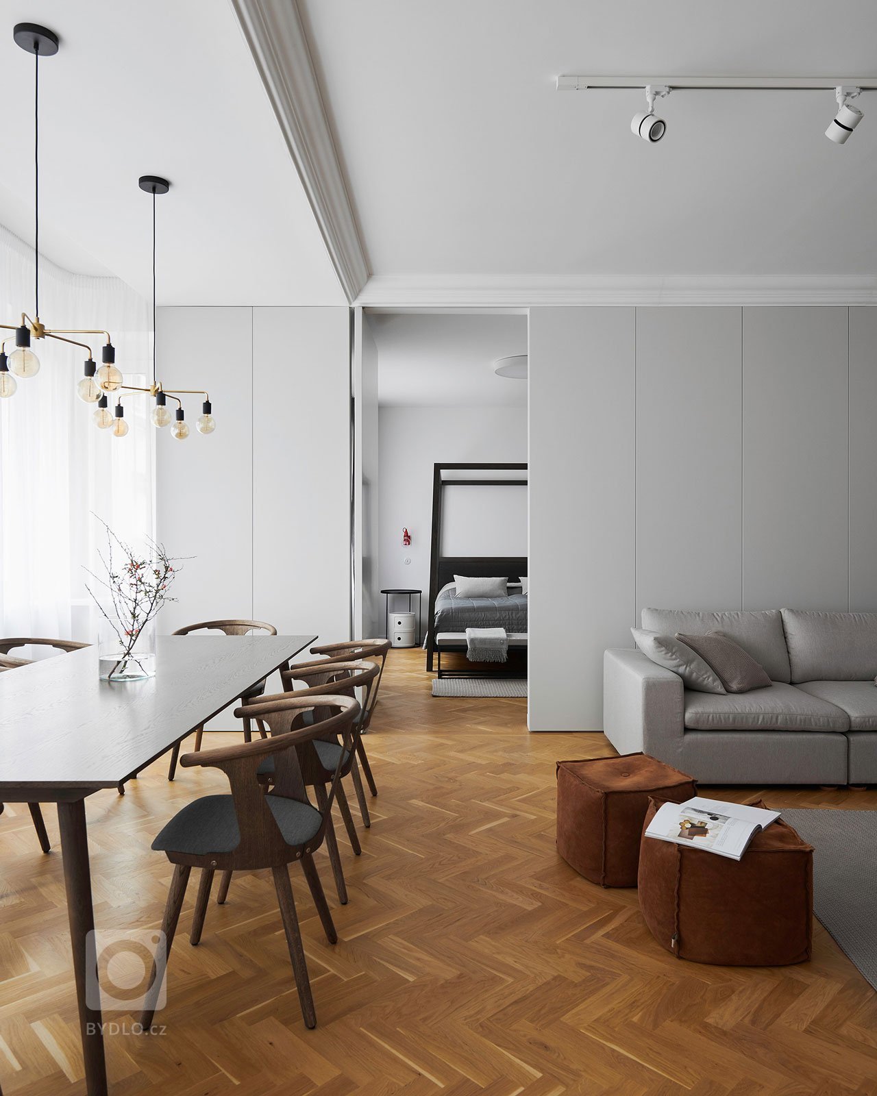 Byt sa nachádza priamo v&nbsp;centre bratislavského Starého mesta, kde bol postavený ešte v&nbsp;povojnových rokoch. Pôvodne bola jeho rozloha oveľa väčšia.…