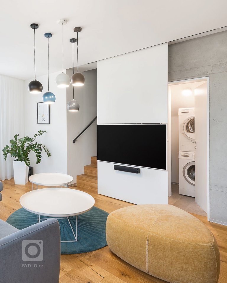 add picture to album