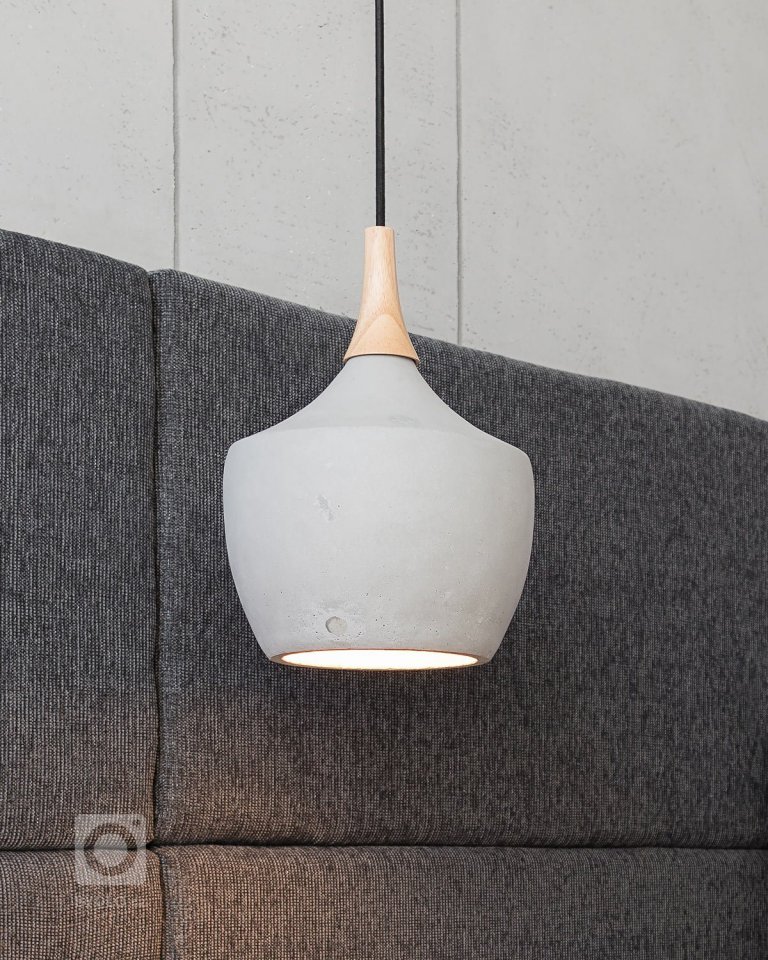 add picture to album