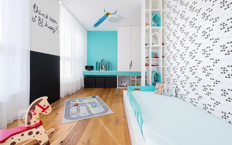 add picture to album