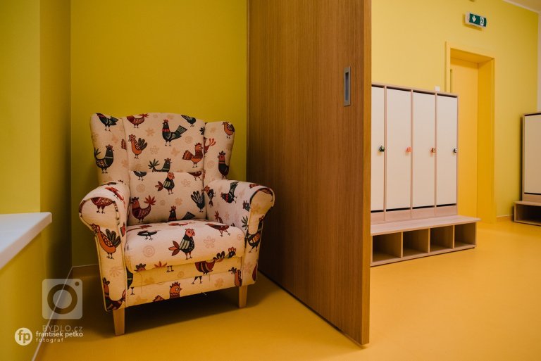 add picture to album