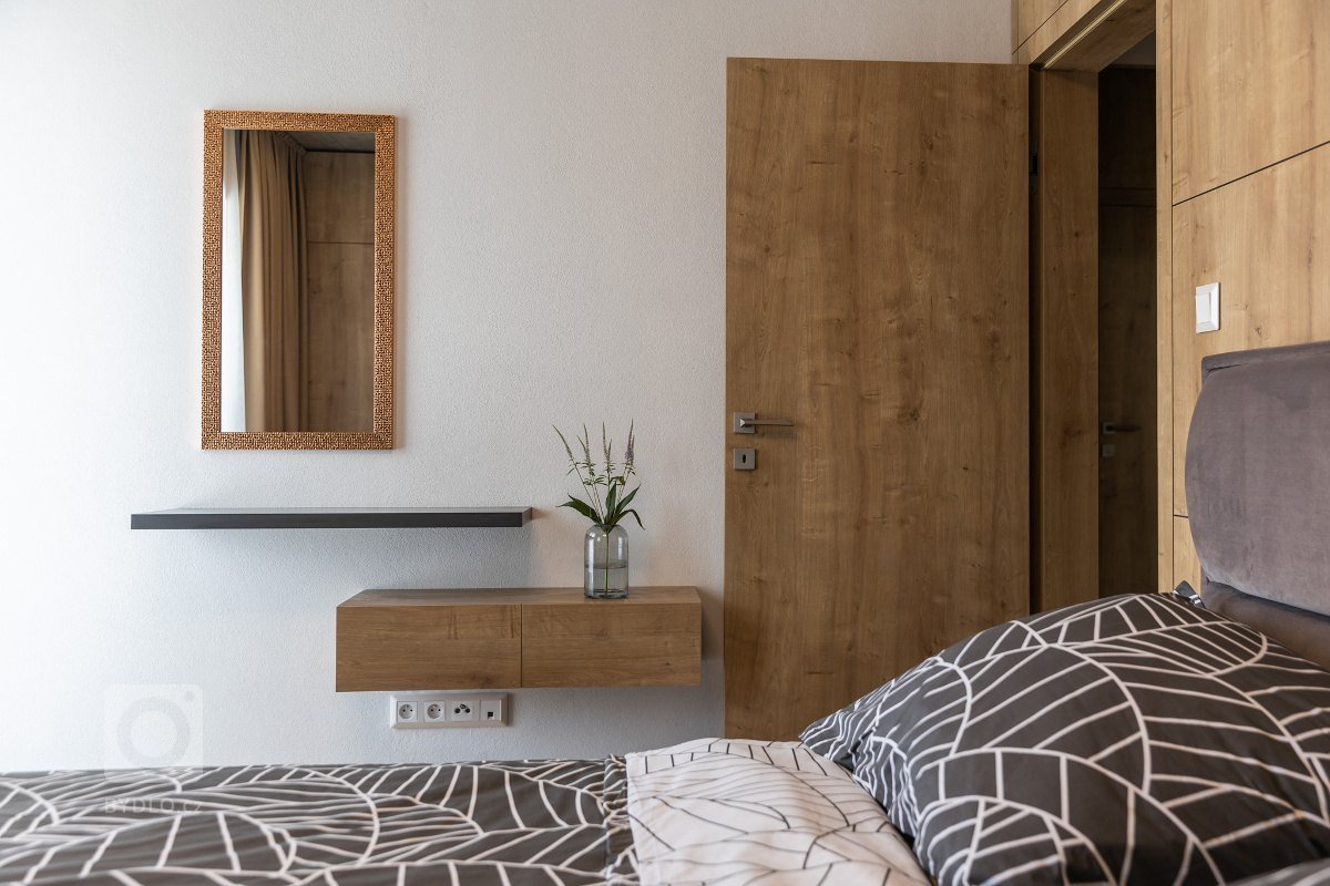 rodinný dom v obci jasenica sa u nás rodil už od samotnej štúdie. pri návrhu interiéru sme ku spokojnosti klientov zapracovali najmä požiadavku aby interiér…