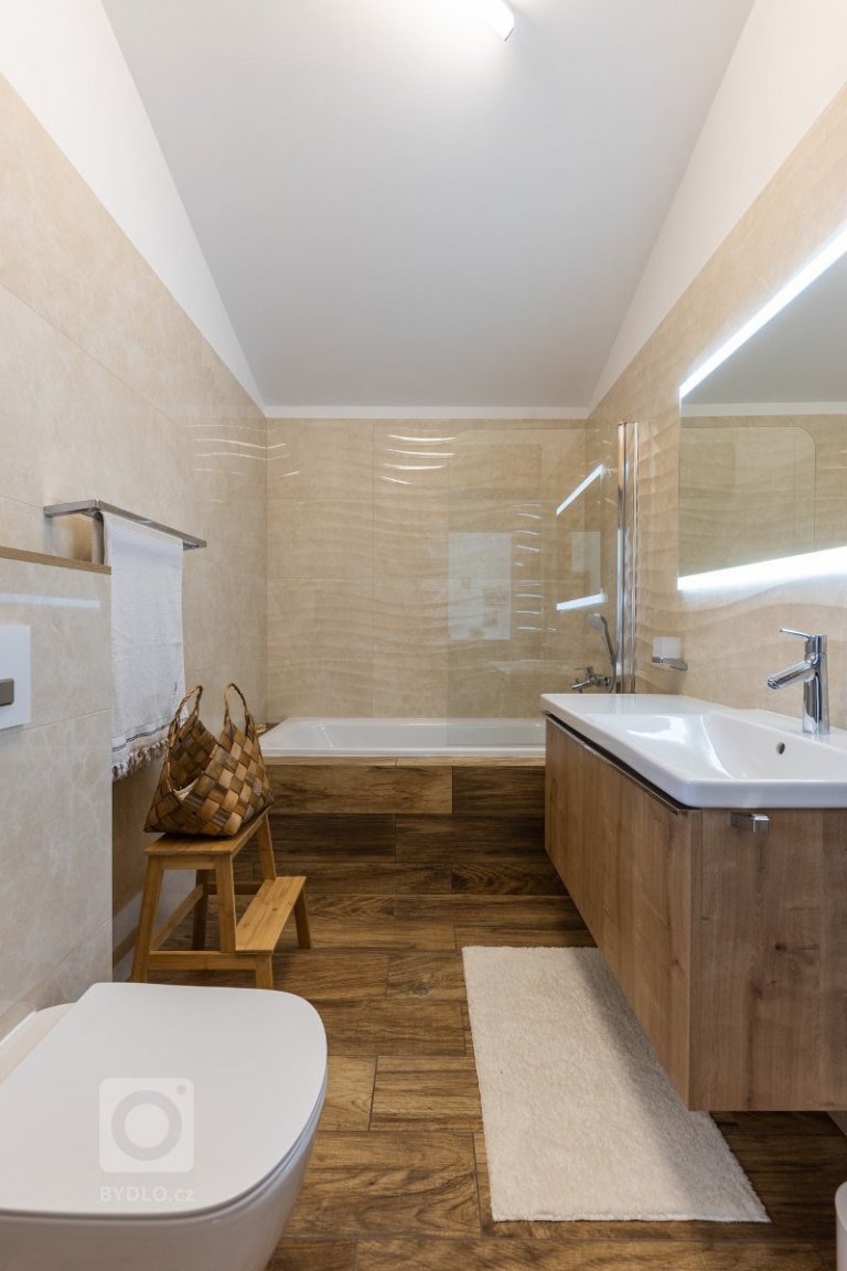 add picture to album