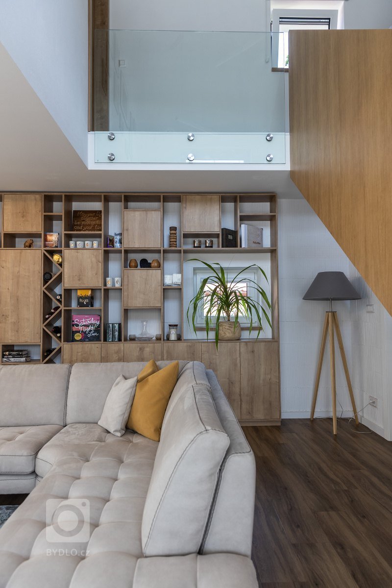 rodinný dom v obci jasenica sa u nás rodil už od samotnej štúdie. pri návrhu interiéru sme ku spokojnosti klientov zapracovali najmä požiadavku aby interiér…