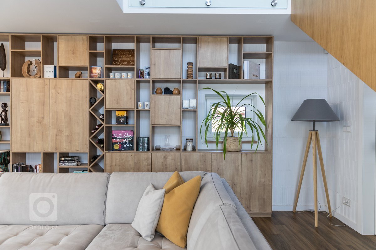 rodinný dom v obci jasenica sa u nás rodil už od samotnej štúdie. pri návrhu interiéru sme ku spokojnosti klientov zapracovali najmä požiadavku aby interiér…