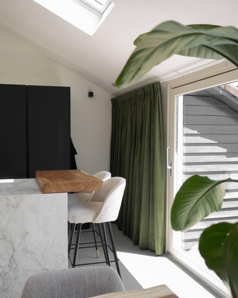 Závěsy a záclony na míru