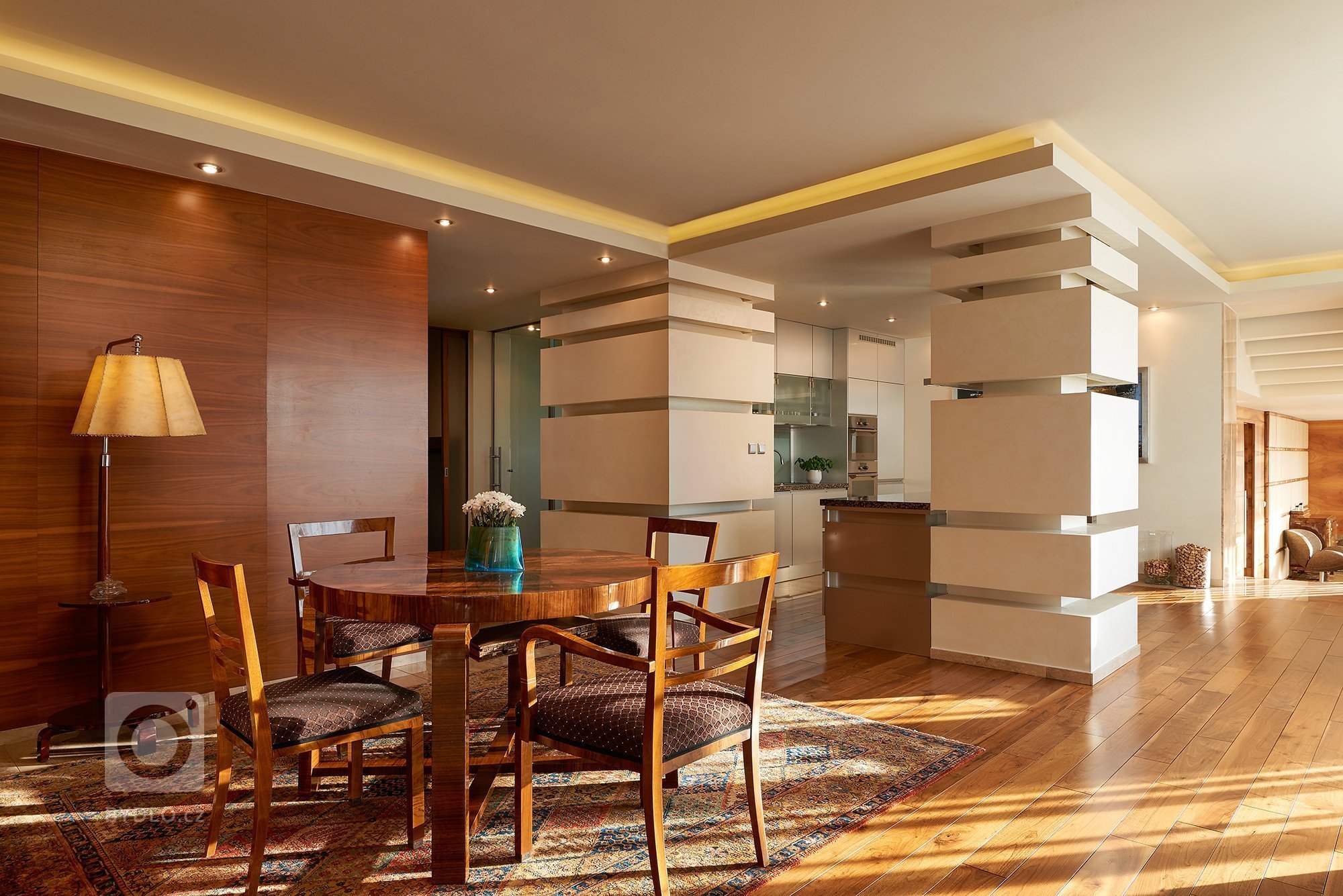 Unikátní penthouse Jeseniova je jedinečný apartmán se střešní zahradou,&nbsp;krytým bazénem, ​​kulečníkem, fitness centrem a poutavým výhledem na Prahu z každé…