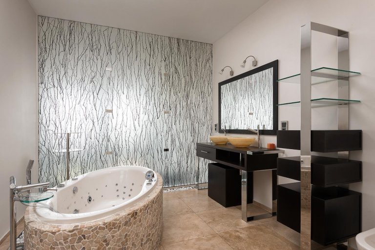 add picture to album