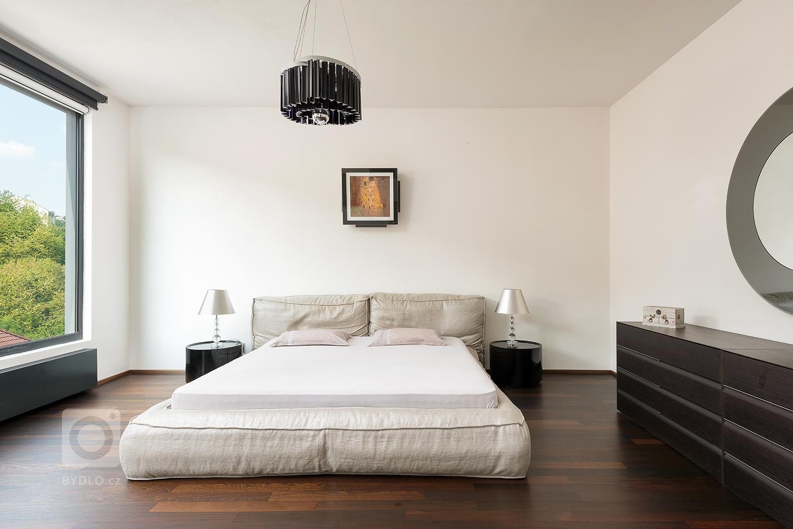 Stále populárnějším typem nadstandardního bydlení se stávají lofty, ve velkých světových městech jsou dokonce symbolem určitého životního stylu. Ještě…