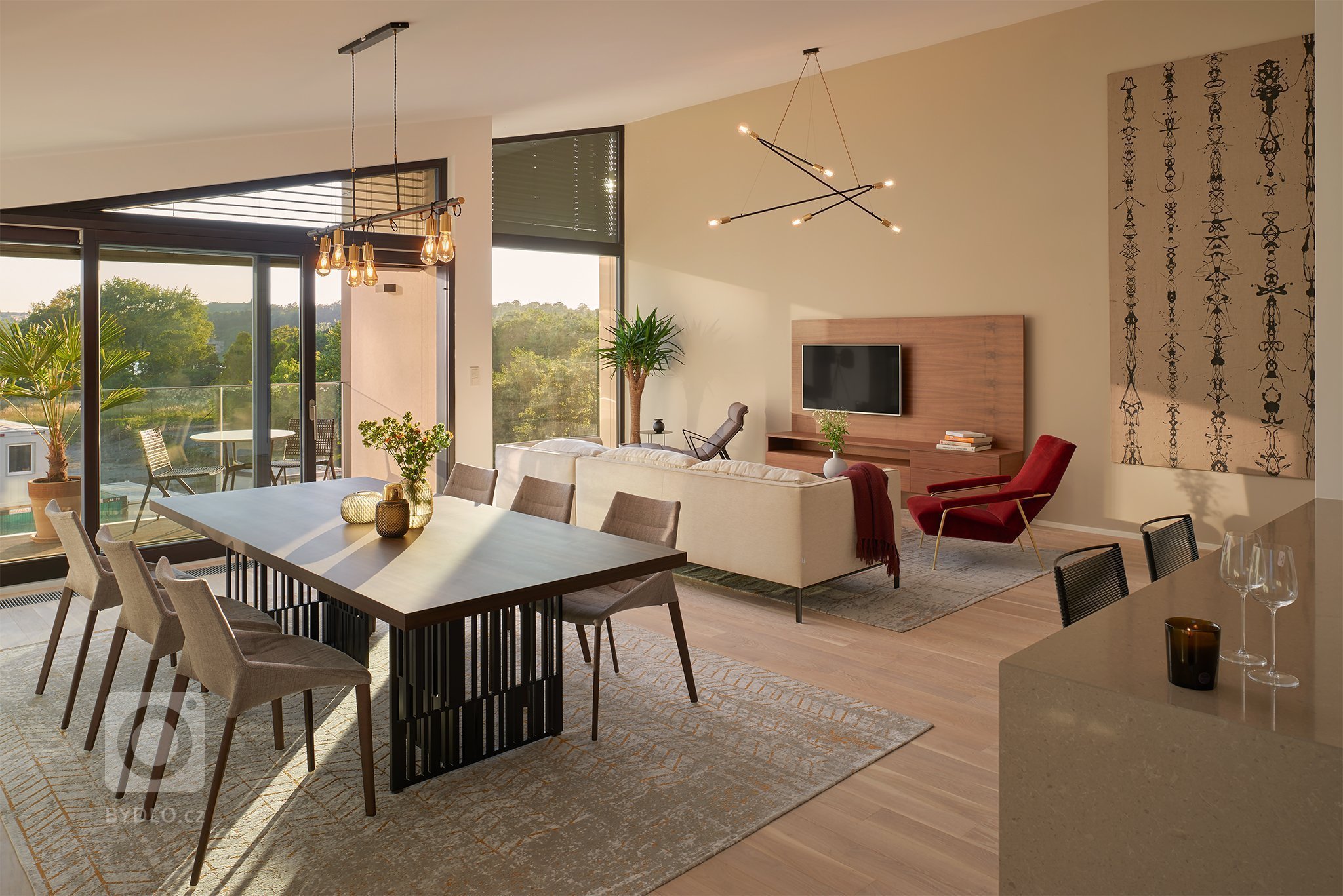 Projekt situovaný poblíž přírodní rezervace Divoká Šárka nabídne reprezentativní byty v kompletně zrekonstruované barokní budově a další bytové jednotky v pěti…