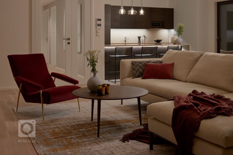 add picture to album