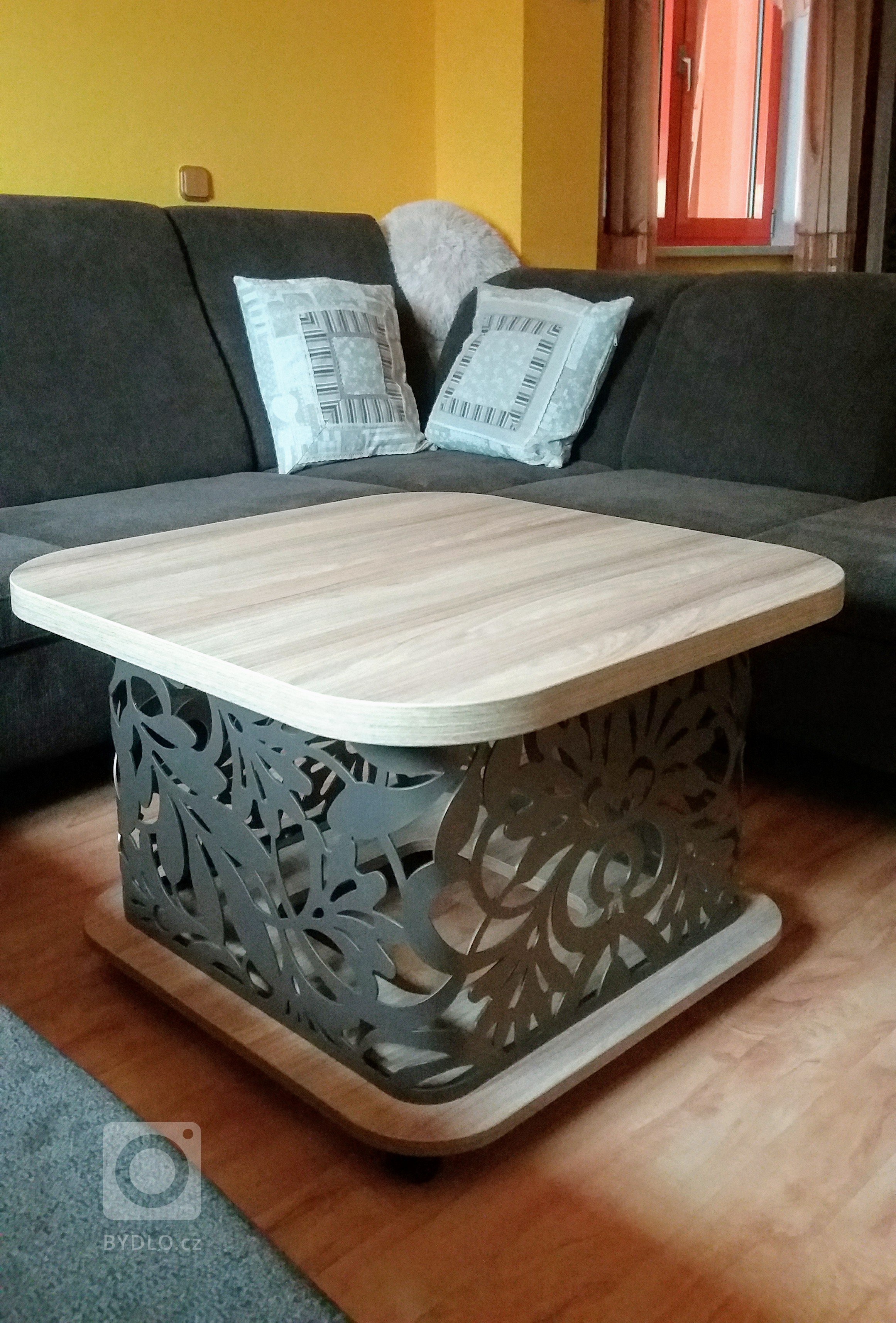 Konferenčí stolek 1