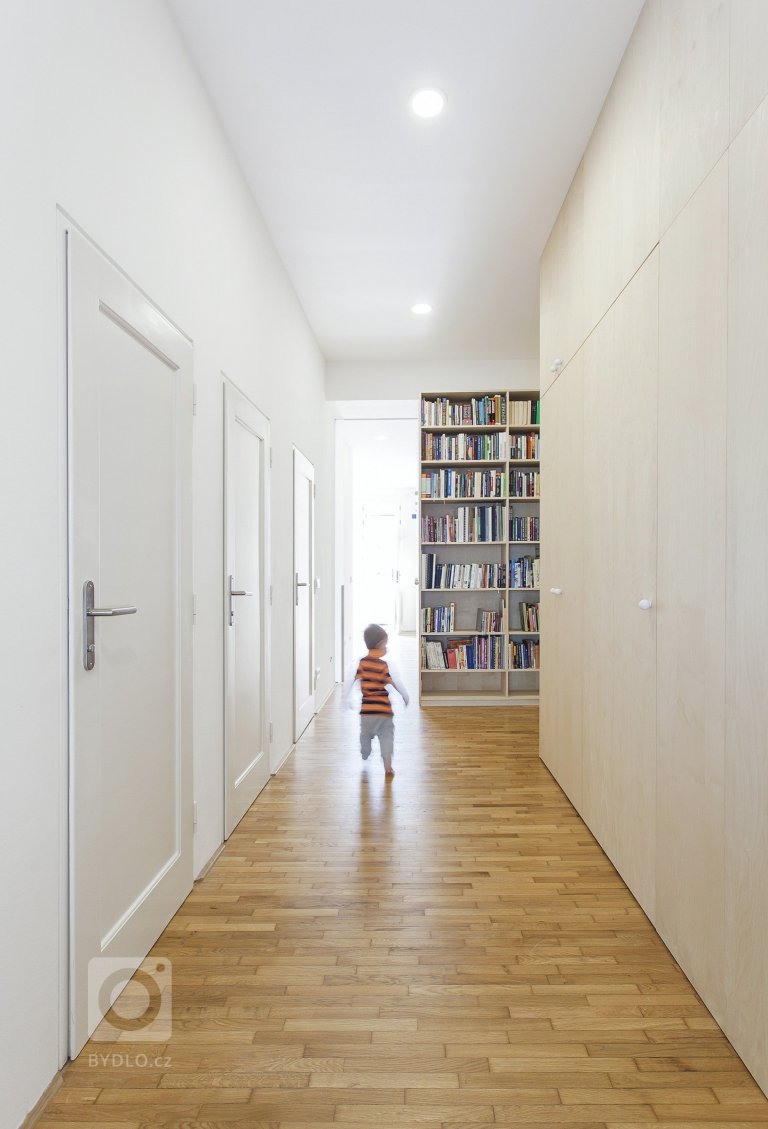 add picture to album