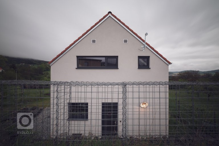 add picture to album