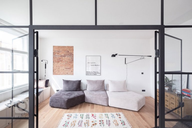 add picture to album