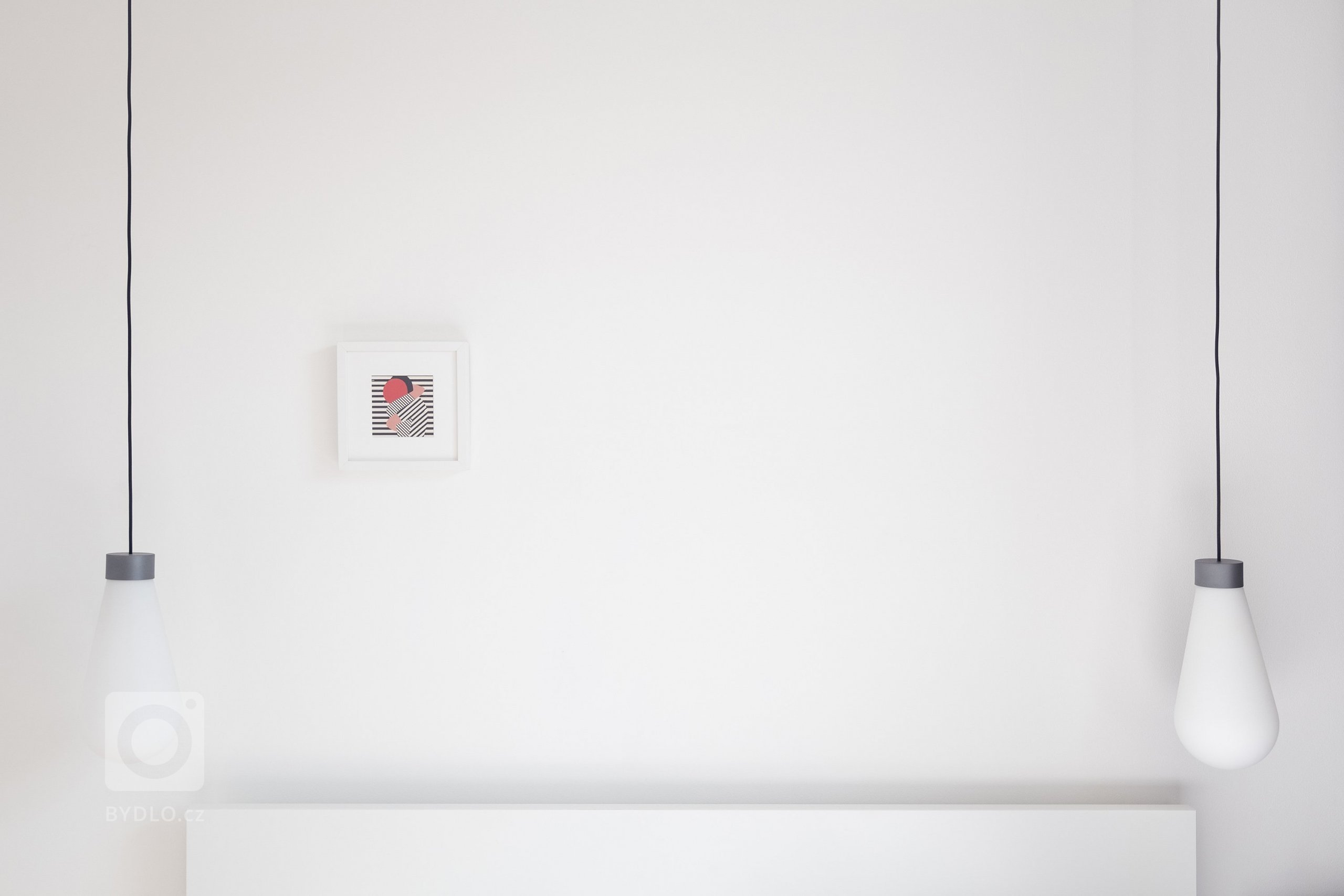 Byt ve 4. patře historického činžovního domu s&nbsp;výhledy do úzkých ulic starých Vršovic, vysoké stropy, velká špaletová okna, poctivé cihlové zdi.
…