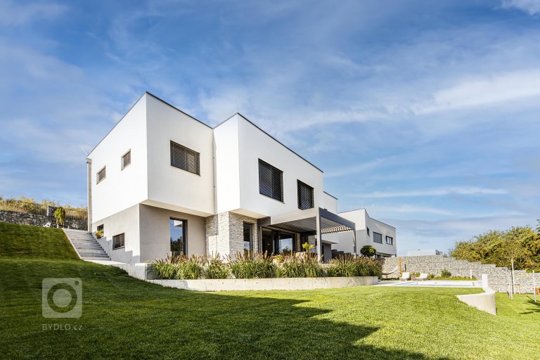 add picture to album