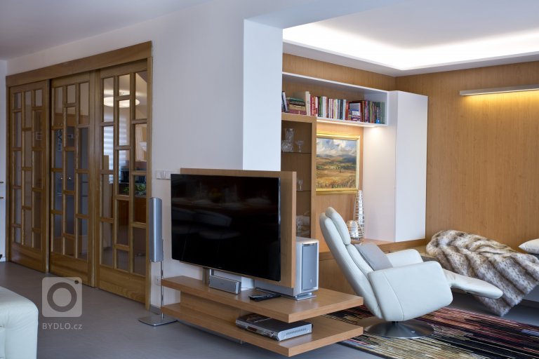 add picture to album