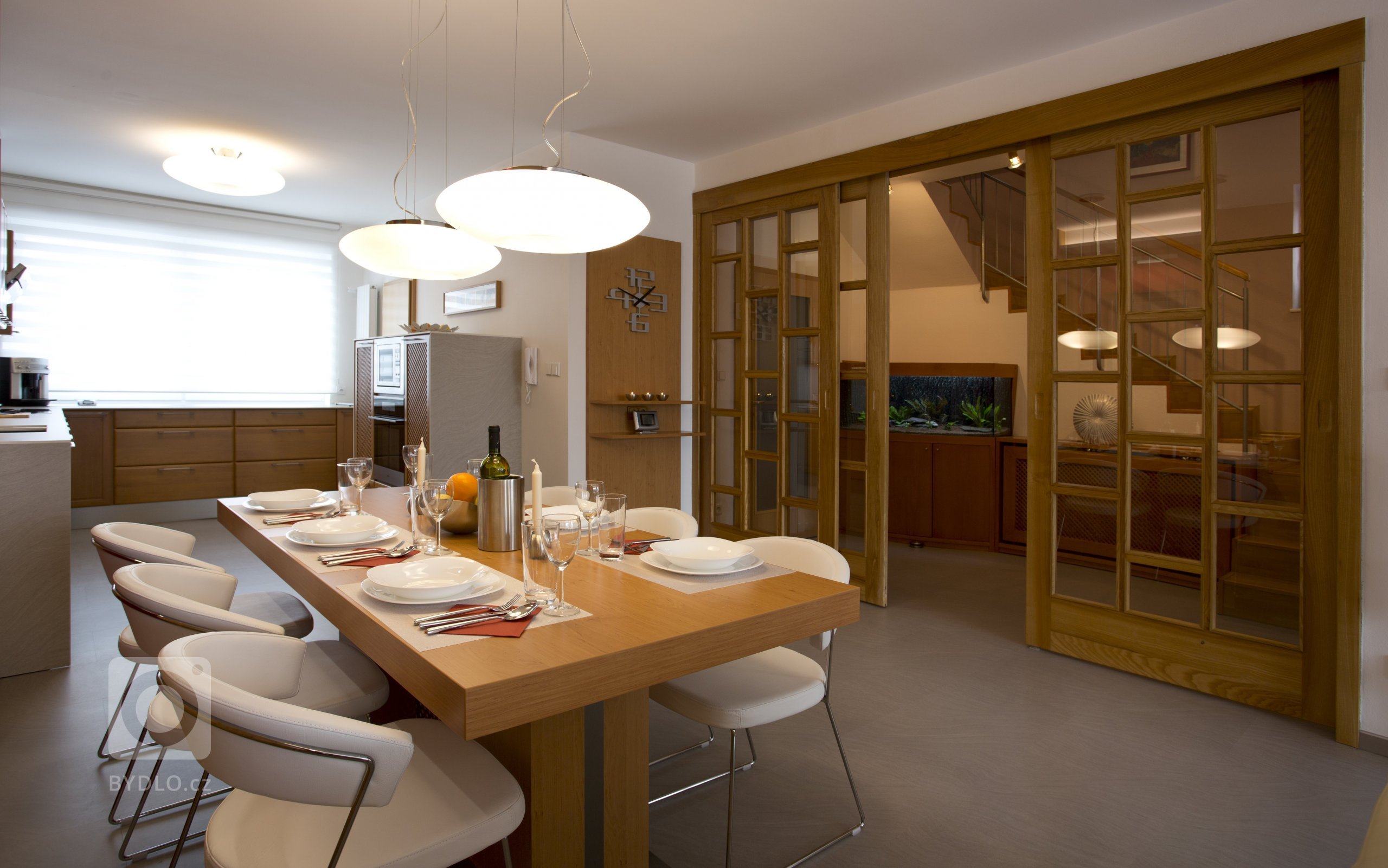 Když děti vylétnou z hnízda je čas na změnu, aneb &bdquo;kdy když ne teď&ldquo;. Tak bychom mohli charakterizovat radikální proměnu velkého obytného prostoru v…