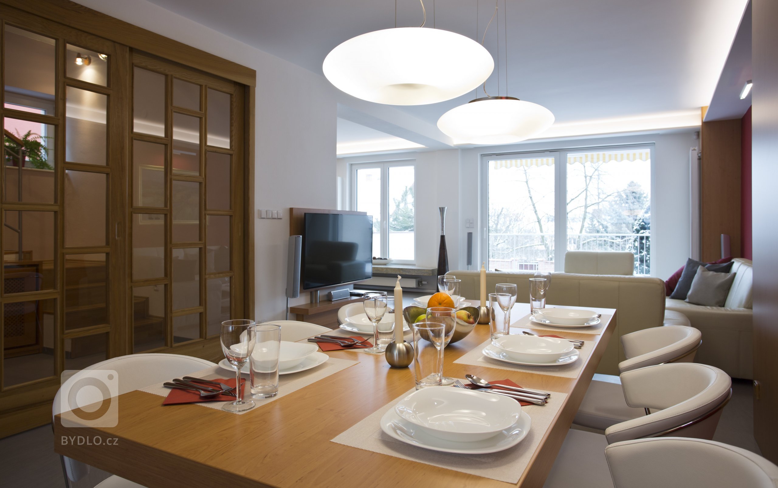 Když děti vylétnou z hnízda je čas na změnu, aneb &bdquo;kdy když ne teď&ldquo;. Tak bychom mohli charakterizovat radikální proměnu velkého obytného prostoru v…