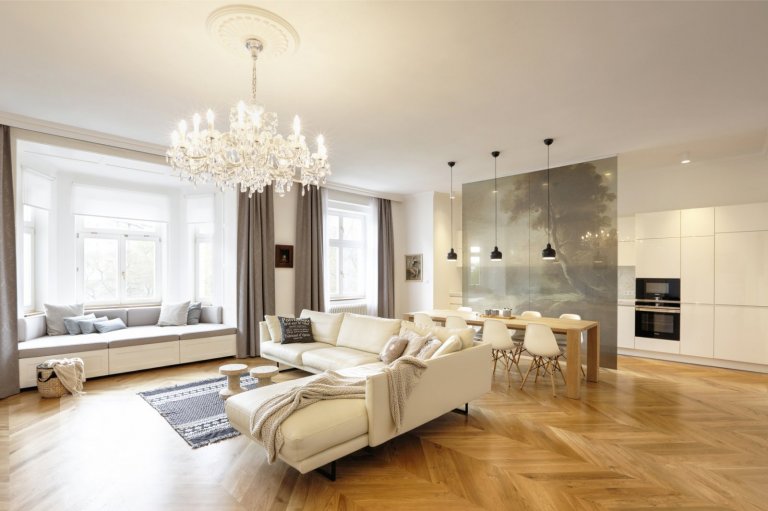 add picture to album