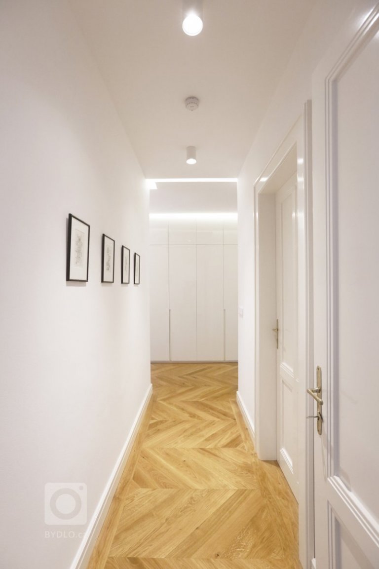 add picture to album