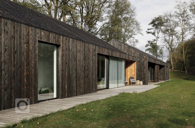 add picture to album