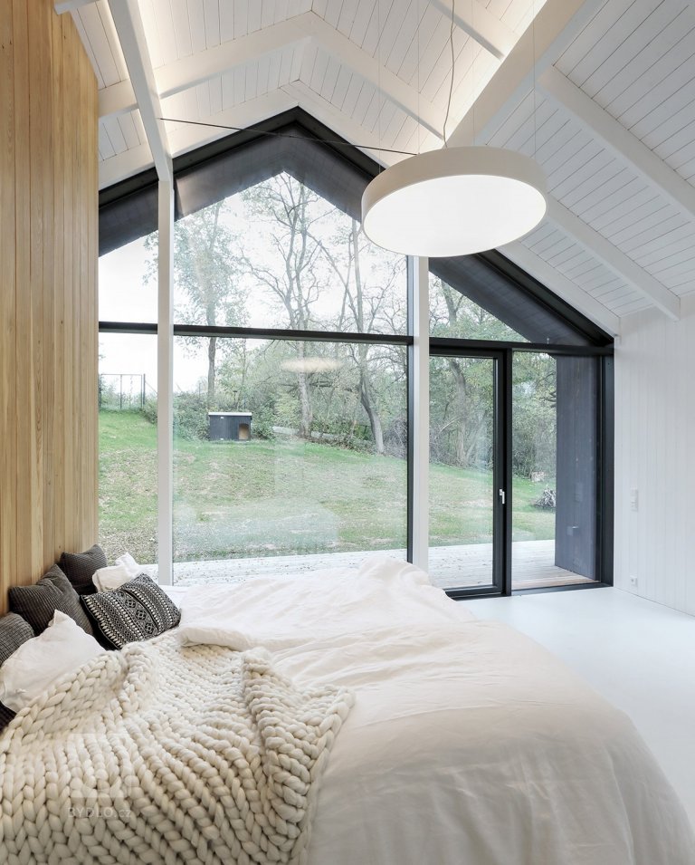 add picture to album