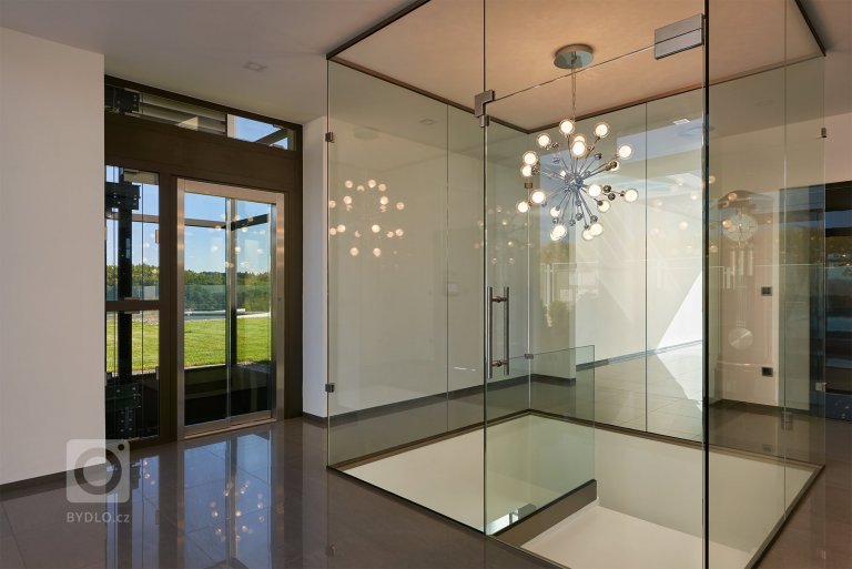 add picture to album