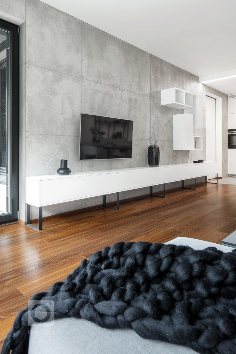 add picture to album