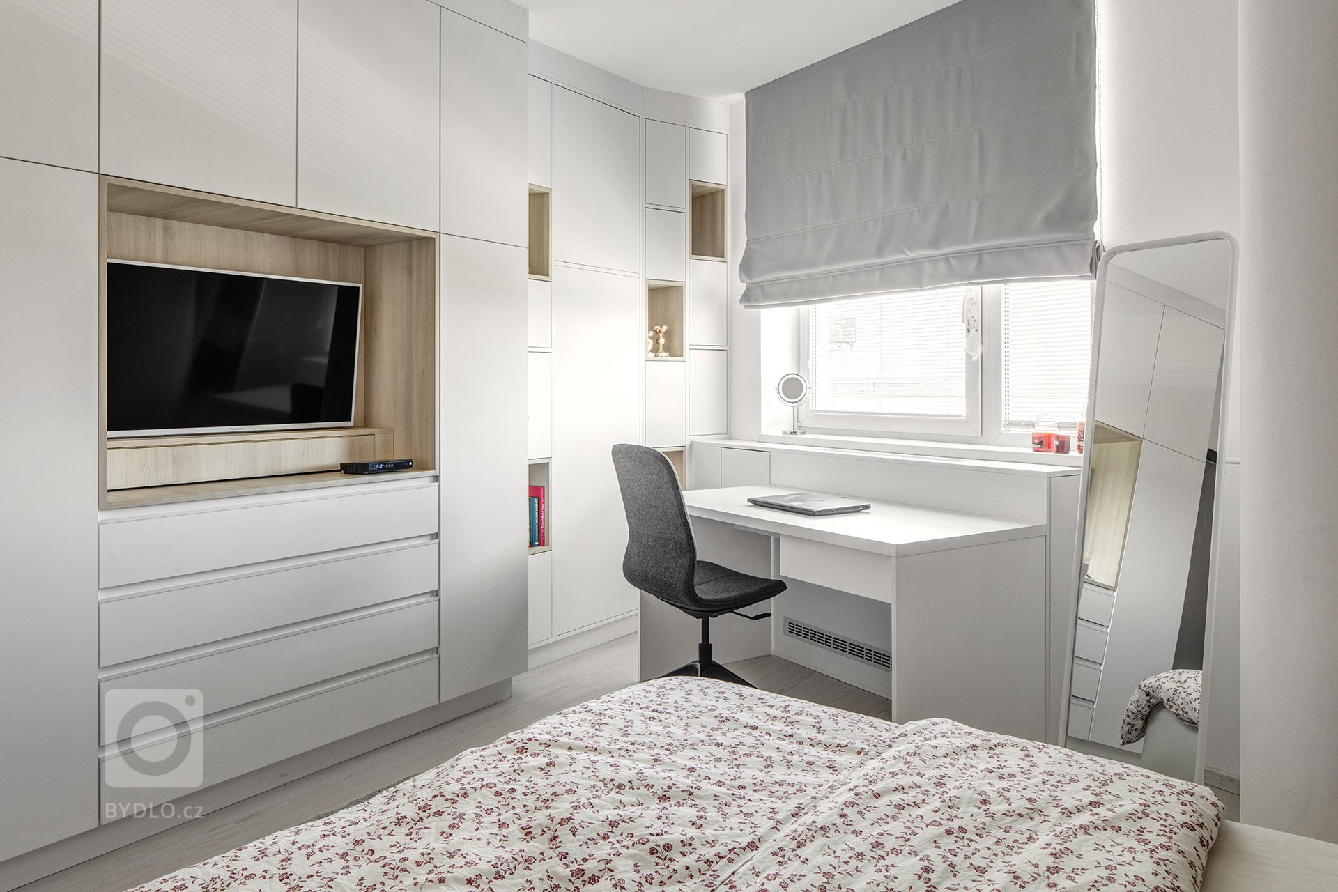 BARRANDOV - rekonstrukce bytu

&nbsp;

Jednalo se rekonstrukci bytu z&nbsp;roku 2002. Původní dispozice byla nevyhovující. Majitelka si přála zvětšit koupelnu…