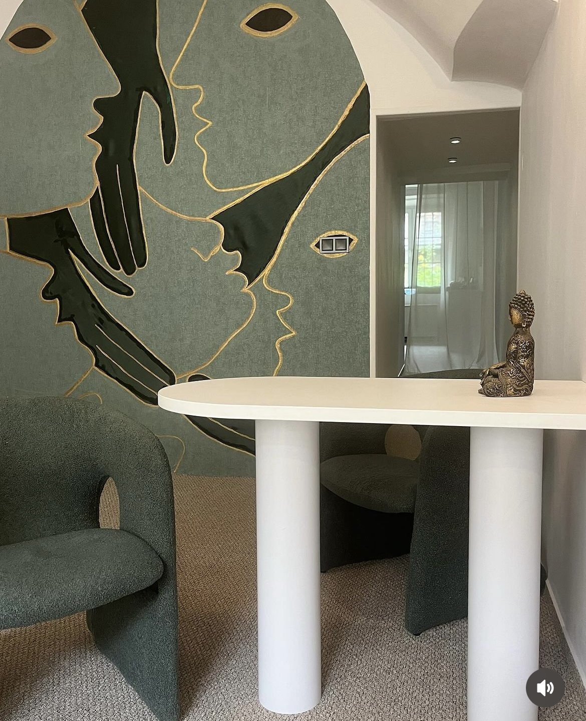 Projekt Èterka vznikal dva a půl měsíce od prohlídky prostoru v Bartolomějské v centru Pardubic. Přání zadavatele projektu bylo, aby místo pro poradnu a…