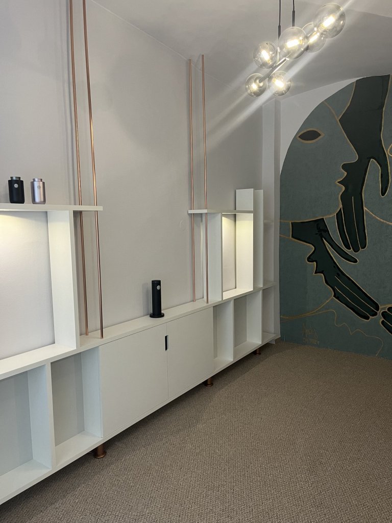 Projekt Èterka vznikal dva a půl měsíce od prohlídky prostoru v Bartolomějské v centru Pardubic. Přání zadavatele projektu bylo, aby místo pro poradnu a…