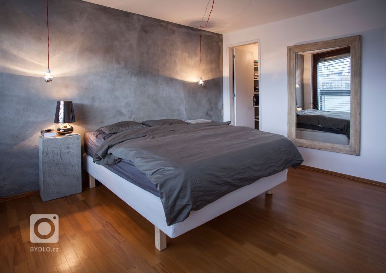 add picture to album