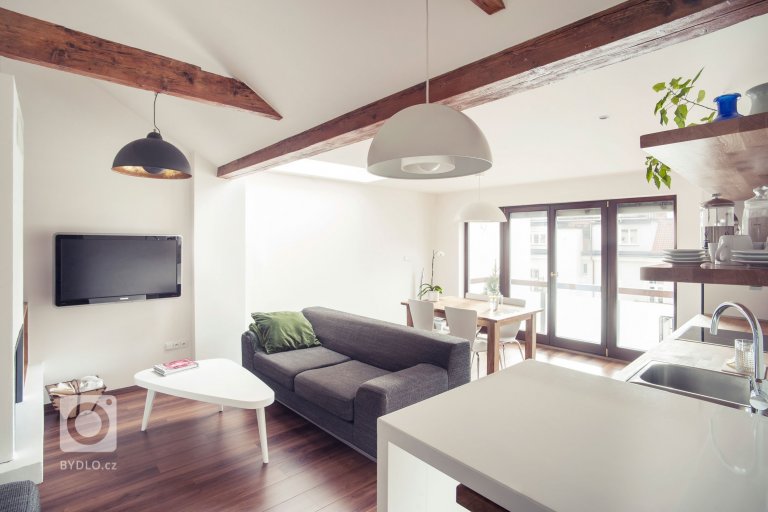 add picture to album