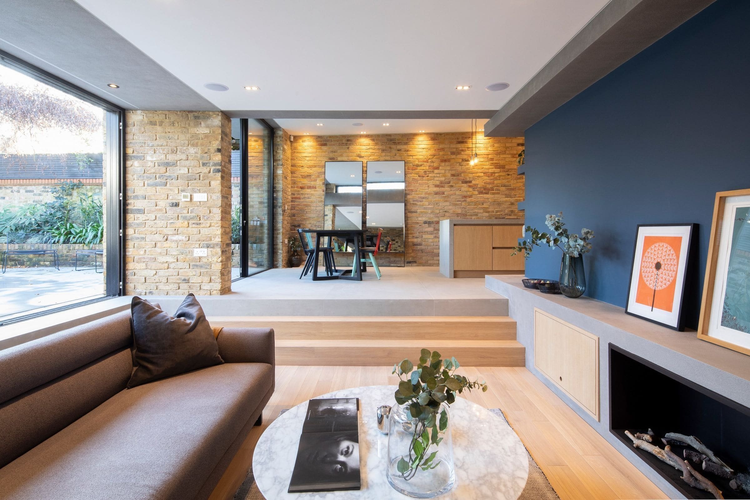 Jedinečný dům vyplnil proluku širokou pouhých 3,35 metrů