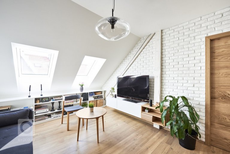 add picture to album