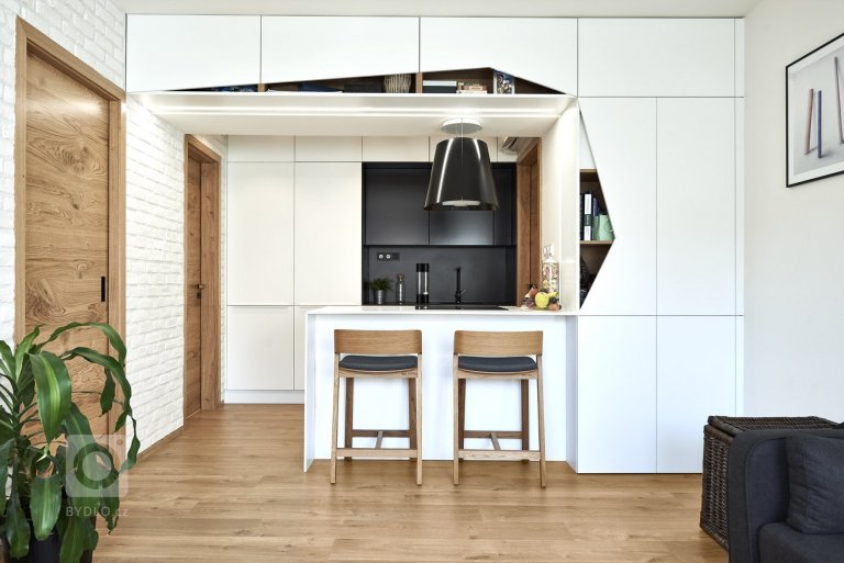 add picture to album