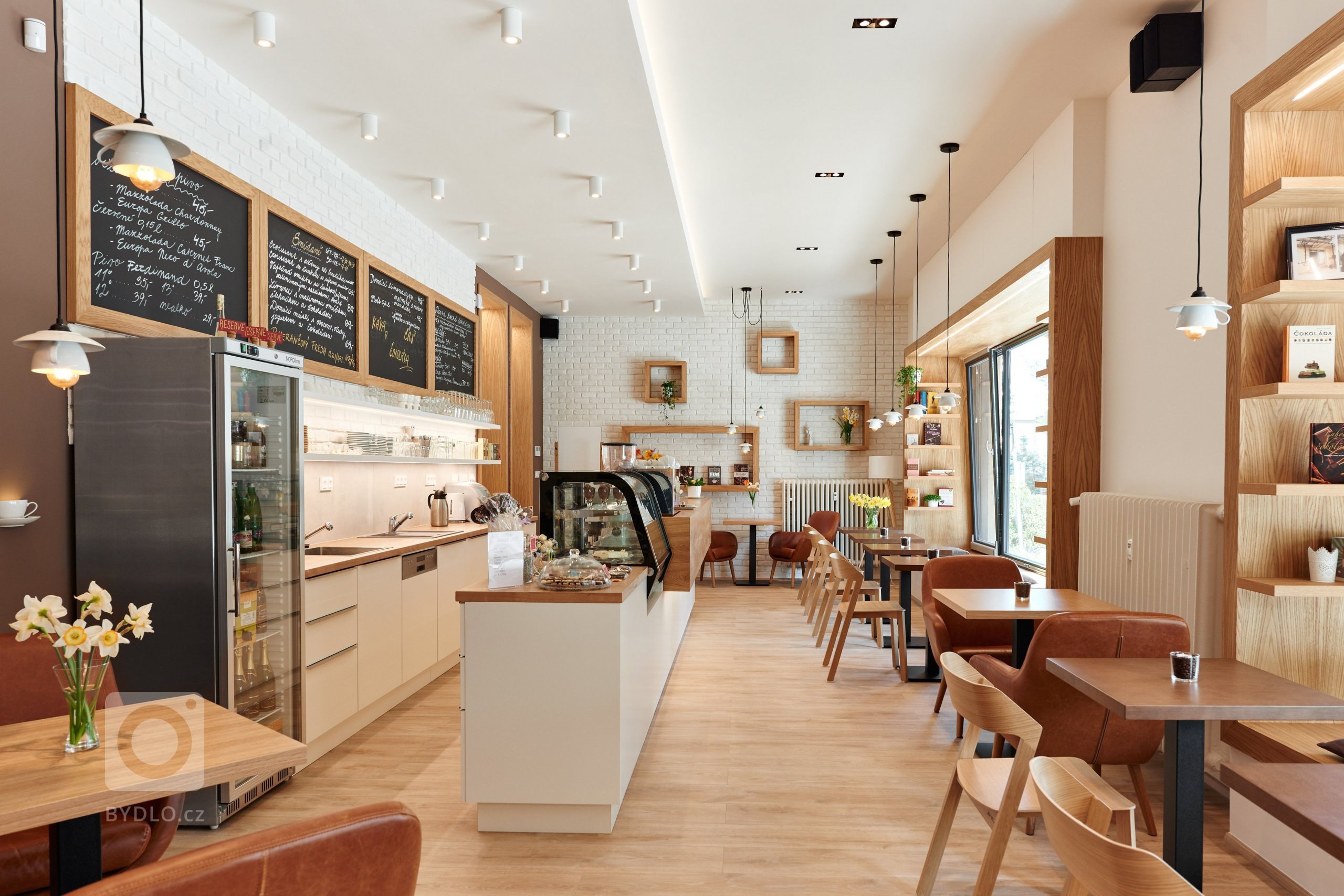 Čokolatérie je situována do příjemné části Prahy 6 Vokovice s dobrou dostupností na stanici metro A Bořislavka a přímo naproti ZŠ Na Dlouhém lánu. Konkrétní…